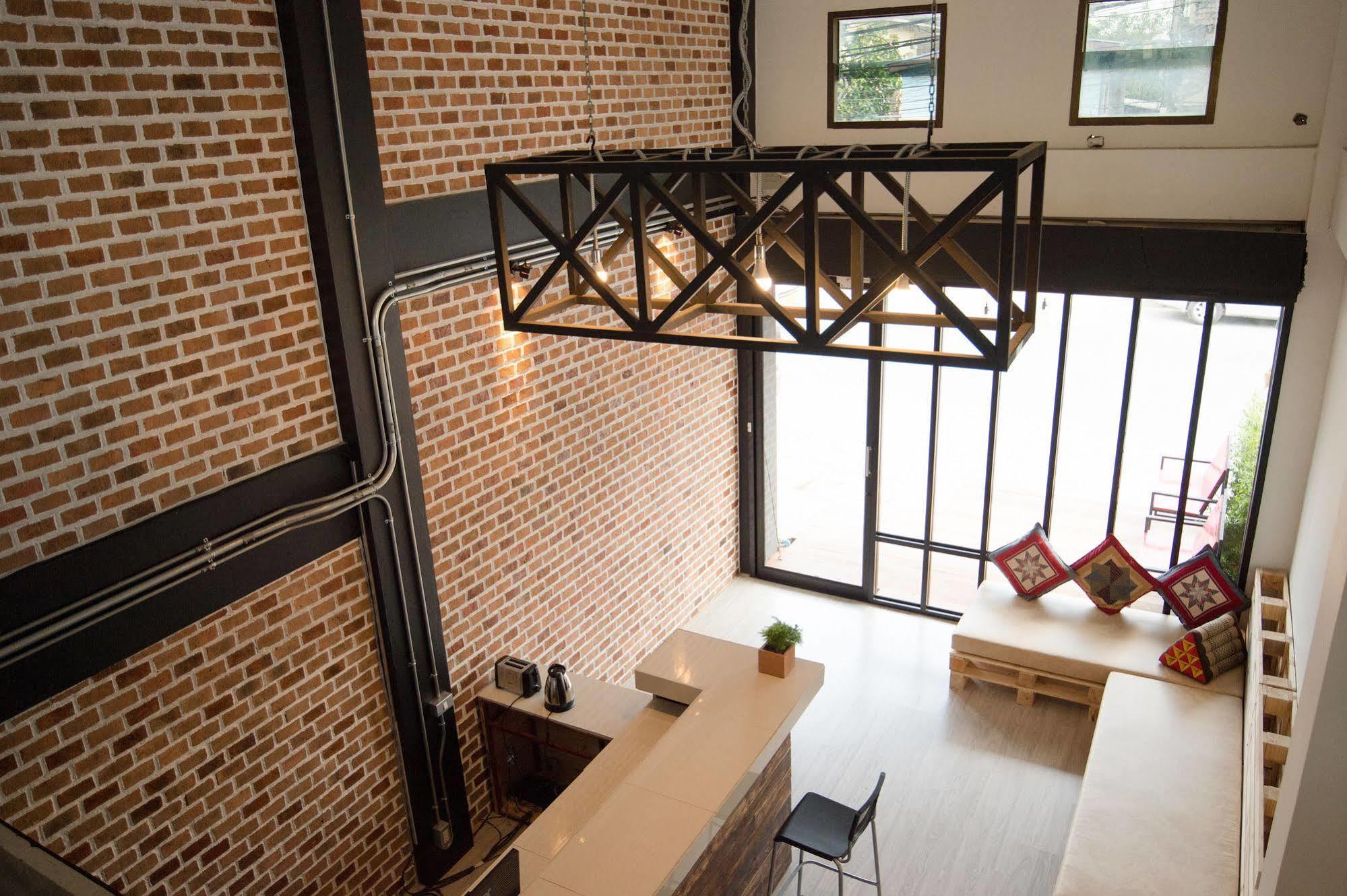 Allsum Hostel Phra Nakhon Si Ayutthaya Dış mekan fotoğraf